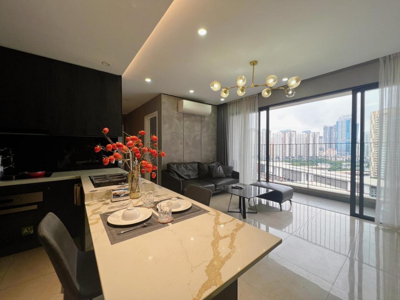 Lilyhome - Vinhomes D'Capitale Services Apartment 하노이 외부 사진