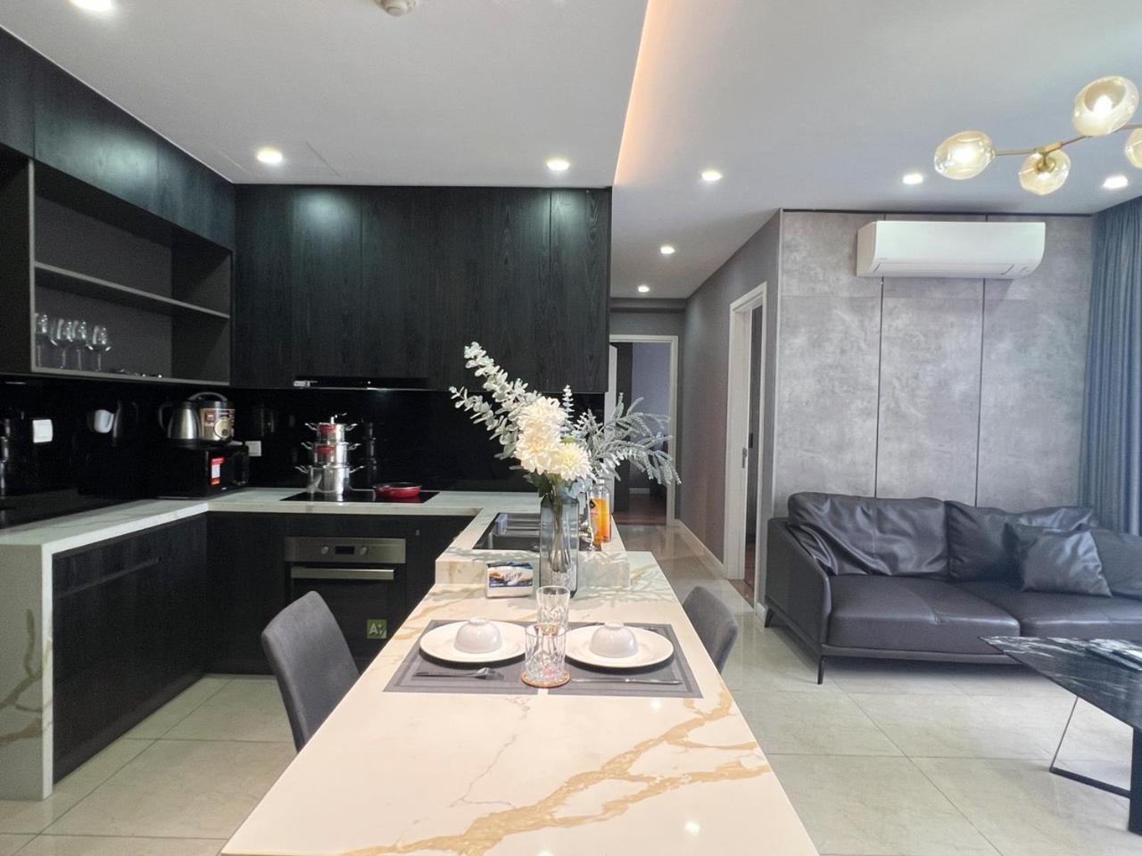 Lilyhome - Vinhomes D'Capitale Services Apartment 하노이 외부 사진