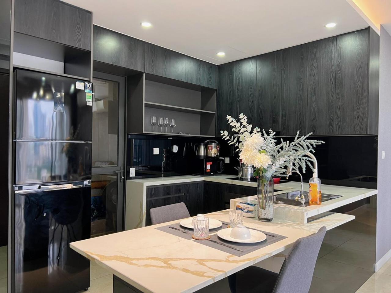 Lilyhome - Vinhomes D'Capitale Services Apartment 하노이 외부 사진